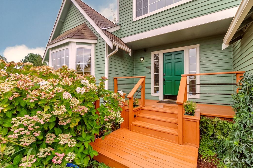 Photo of 31438 117th Place SE, Auburn, WA 98092 (MLS # 2155204)