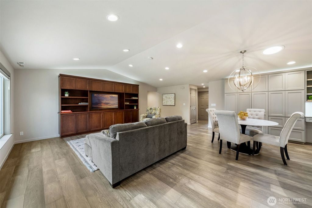 Photo of 2620 NE 23rd Place, Renton, WA 98056 (MLS # 2386079)