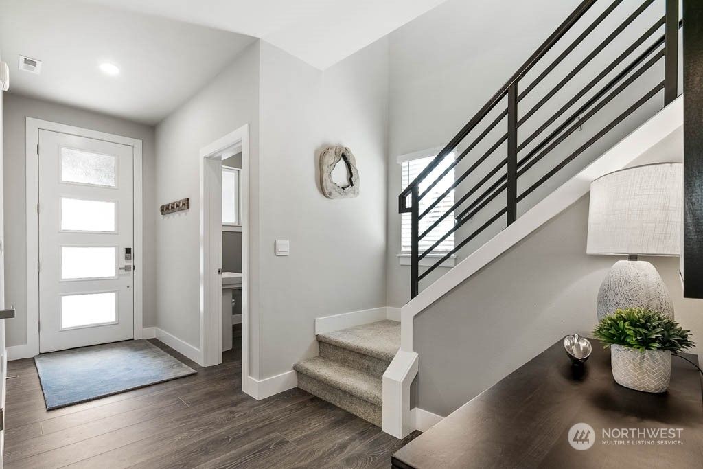 Photo of 1416 189th Street SW, Lynnwood, WA 98037 (MLS # 2222618)