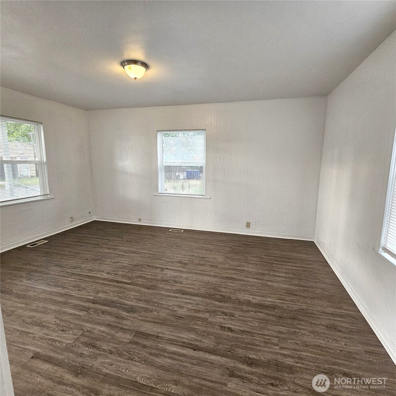 506 S 6th Avenue