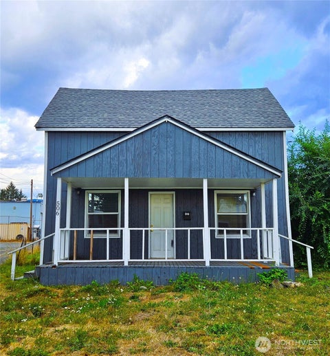 Photo of 506 S 6th Avenue, Kelso, WA 98626 (MLS # 2575851)