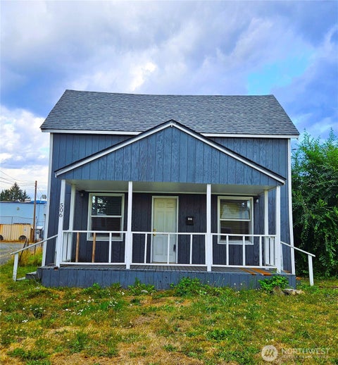 Photo of 506 S 6th Avenue, Kelso, WA 98626 (MLS # 2575851)