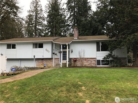 Photo of 4722 145th Street Ct E, Tacoma, WA 98446 (MLS # 2332002)