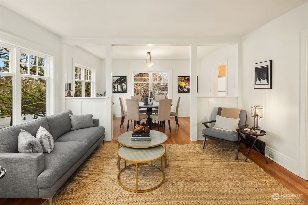 Photo of 6039 33rd Avenue NE, Seattle, WA 98115 (MLS # 2196440)