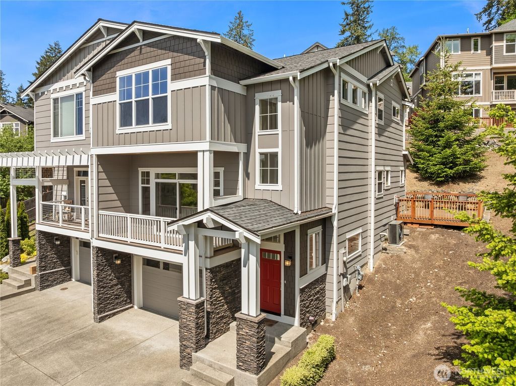 Photo of 8410 169th Place NE #102, Redmond, WA 98052 (MLS # 2375154)