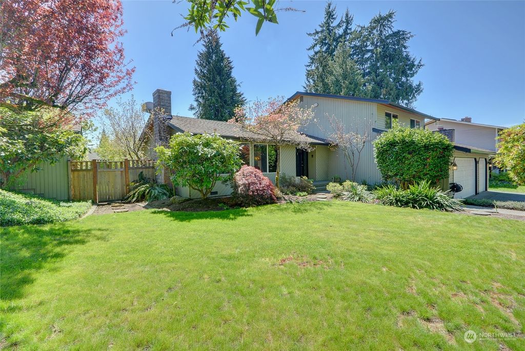 Photo of 2228 102nd Place SE, Everett, WA 98208 (MLS # 2066859)