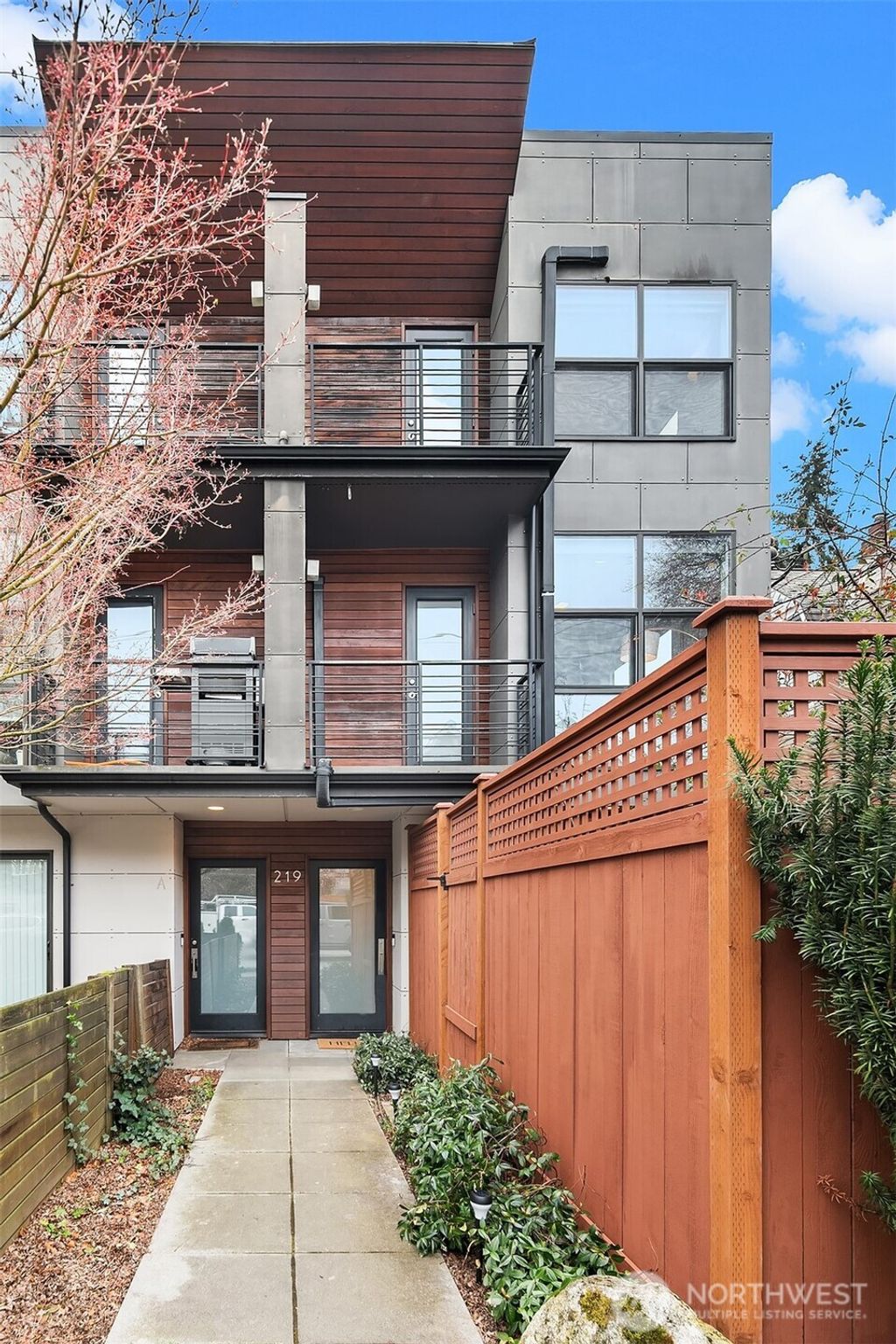 Photo of 219 12th Ave Ave E #B, Seattle, WA 98102 (MLS # 2408612)