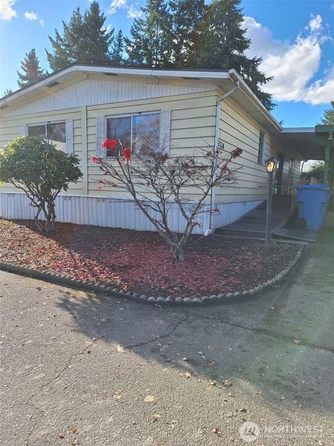 Photo of 5714 118th Avenue Ct #15, Puyallup, WA 98372 (MLS # 2502662)