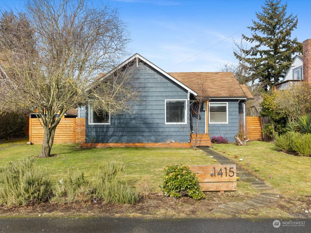 Photo of 1415 9th Street, Marysville, WA 98270 (MLS # 2329135)