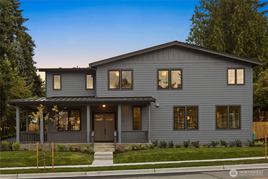 Photo of 331 18th Avenue, Kirkland, WA 98033 (MLS # 2407393)
