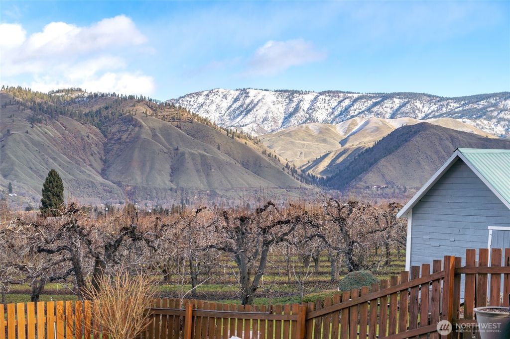 Photo of 6111 Tigner Road, Cashmere, WA 98815 (MLS # 2461647)