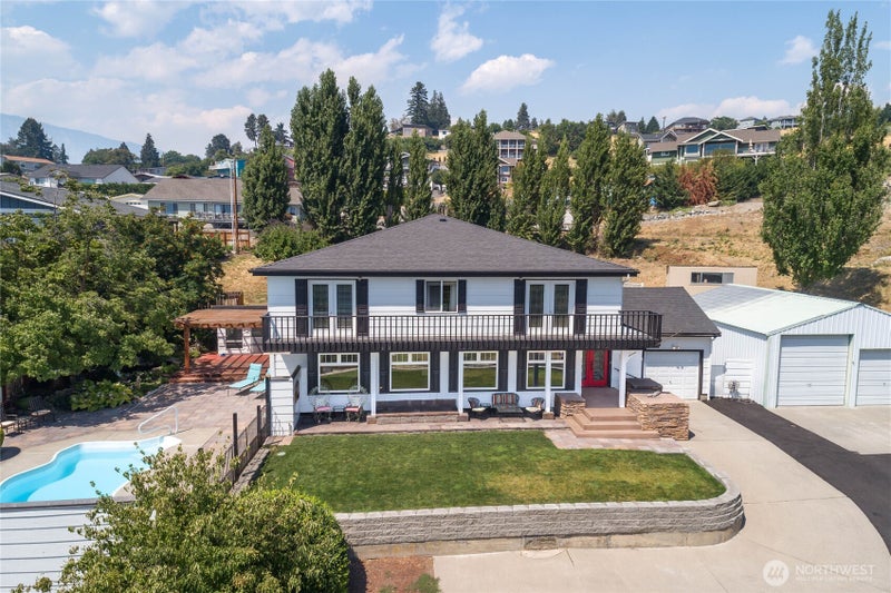 175 Green Avenue