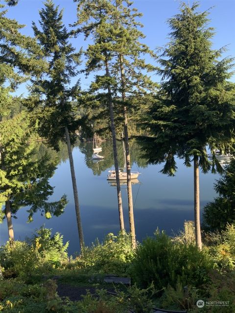 A home in Port Ludlow