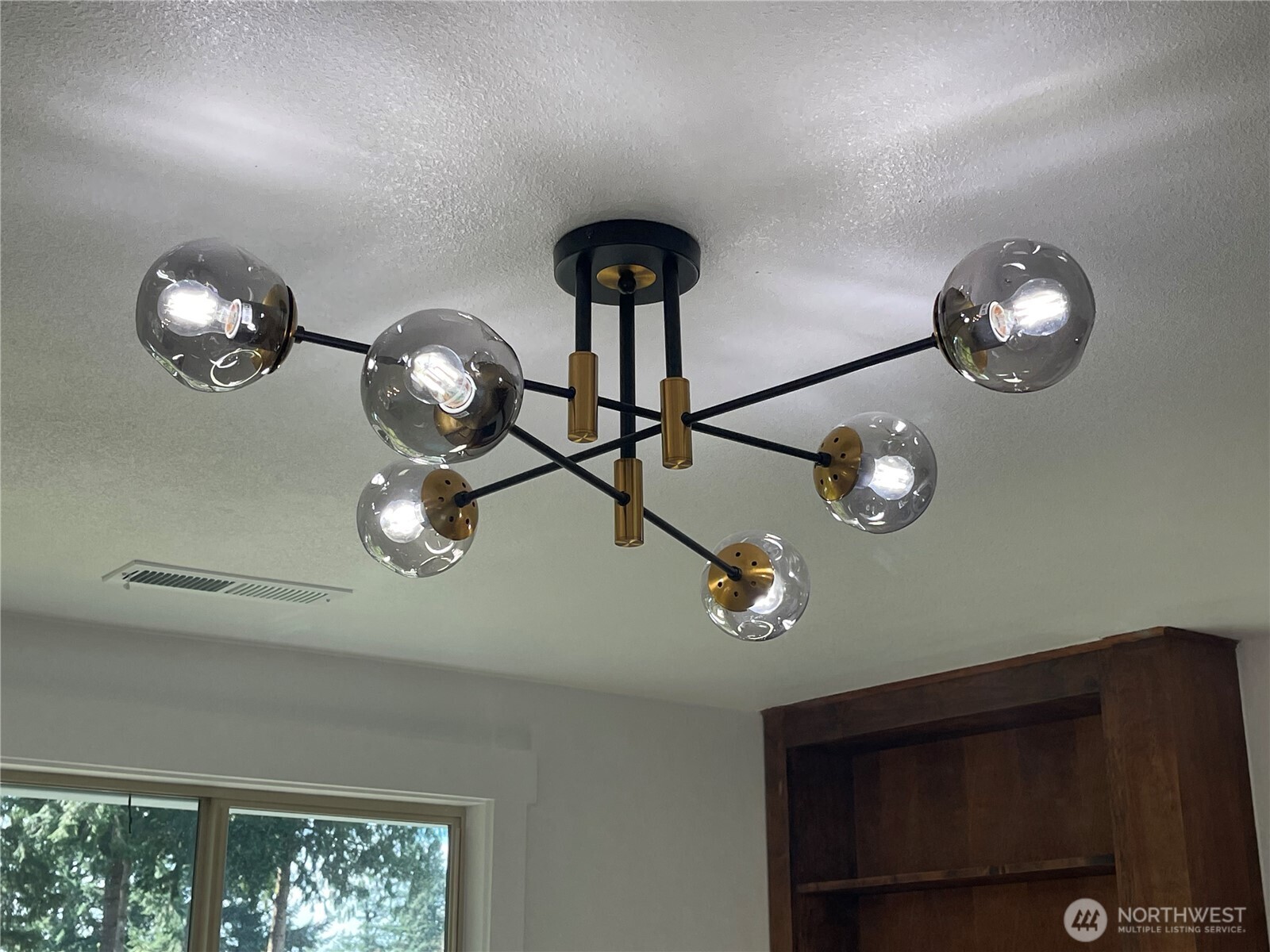 2714 Dundee Place NW