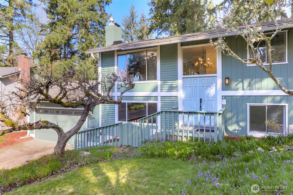 Photo of 2714 Dundee Place NW, Olympia, WA 98502 (MLS # 2499581)