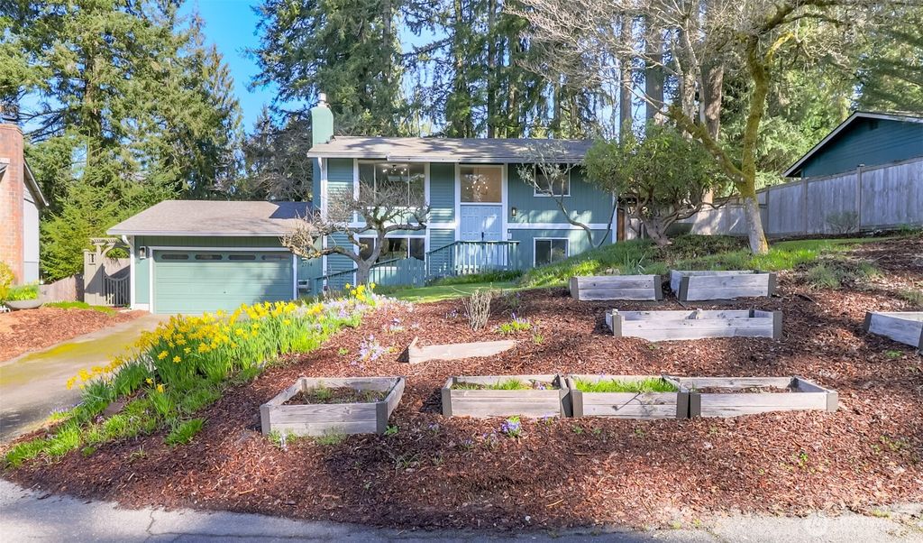 Photo of 2714 Dundee Place NW, Olympia, WA 98502 (MLS # 2499581)