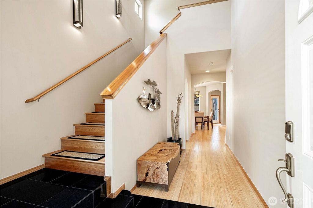 Photo of 11835 SE 176th Court, Renton, WA 98058 (MLS # 2351882)