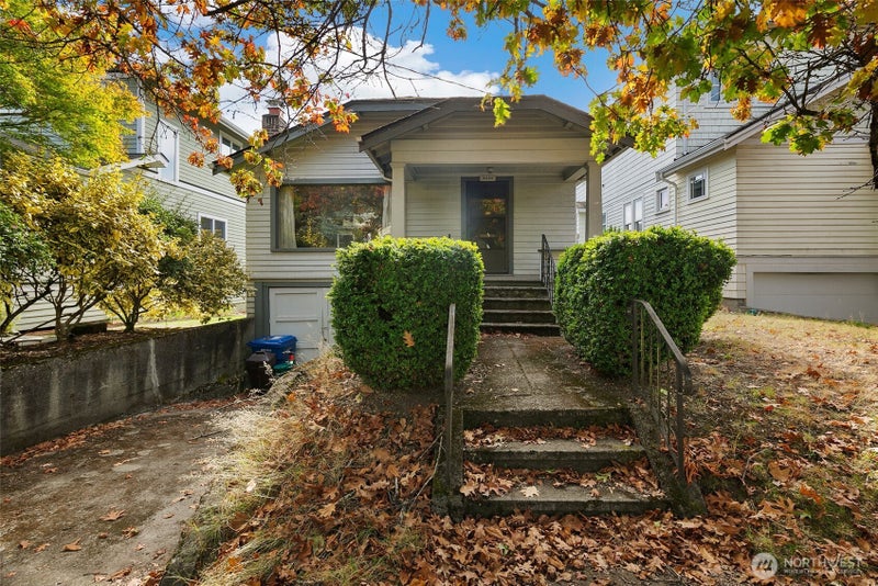 2405 N 40th Street