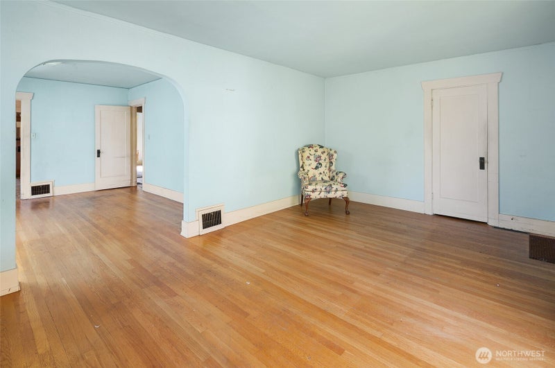 2405 N 40th Street