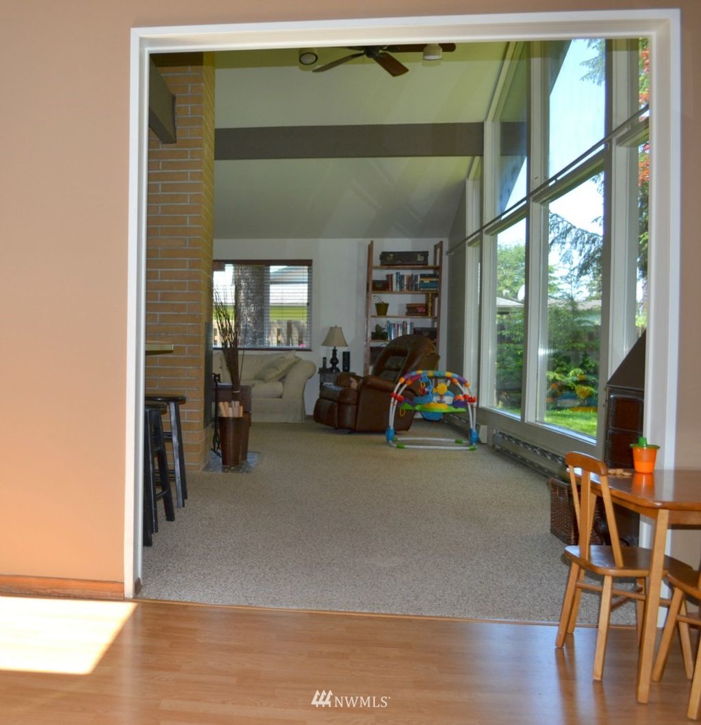 listing image 9360140219238713858