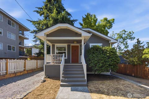 Photo of 1709 N 35th Street, Seattle, WA 98103 (MLS # 2558306)