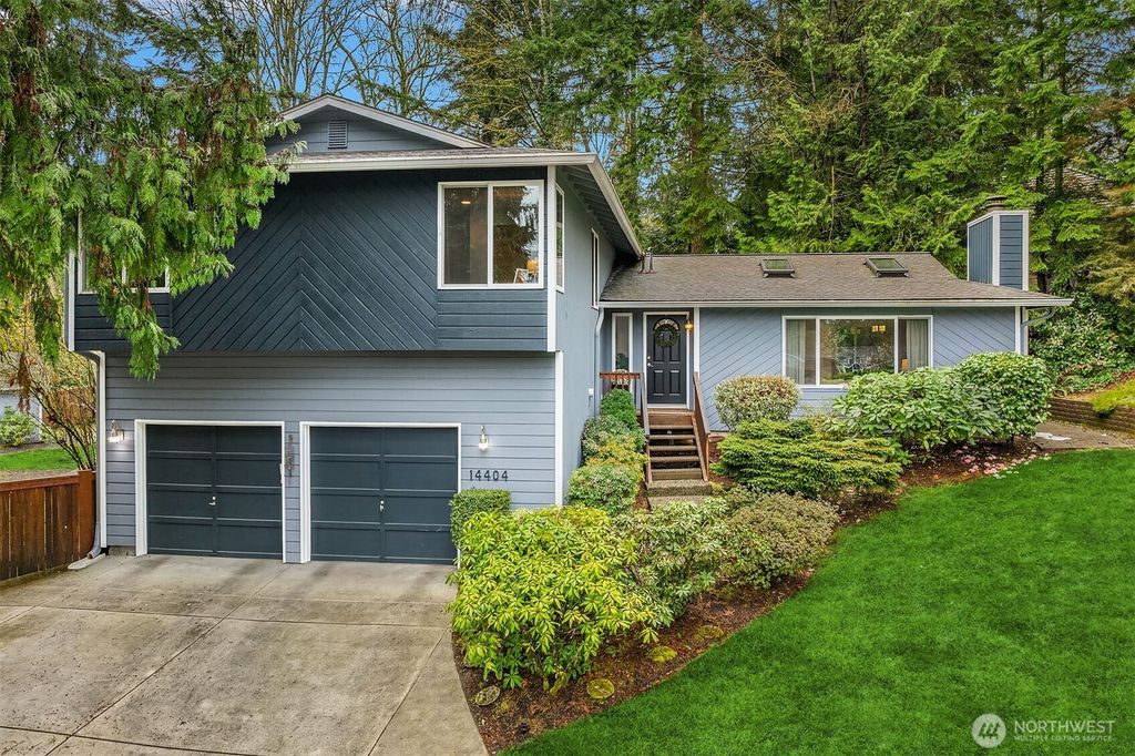 Photo of 14404 146th Place SE, Renton, WA 98059 (MLS # 2494274)