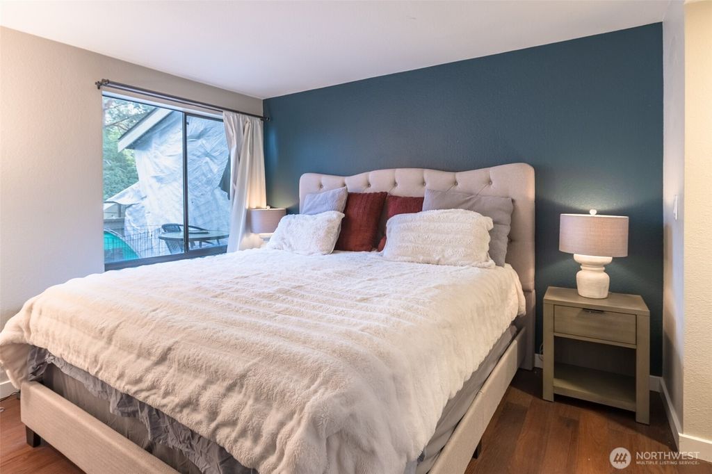 Photo of 130 SW 116th Street #F32, Seattle, WA 98146 (MLS # 2388064)