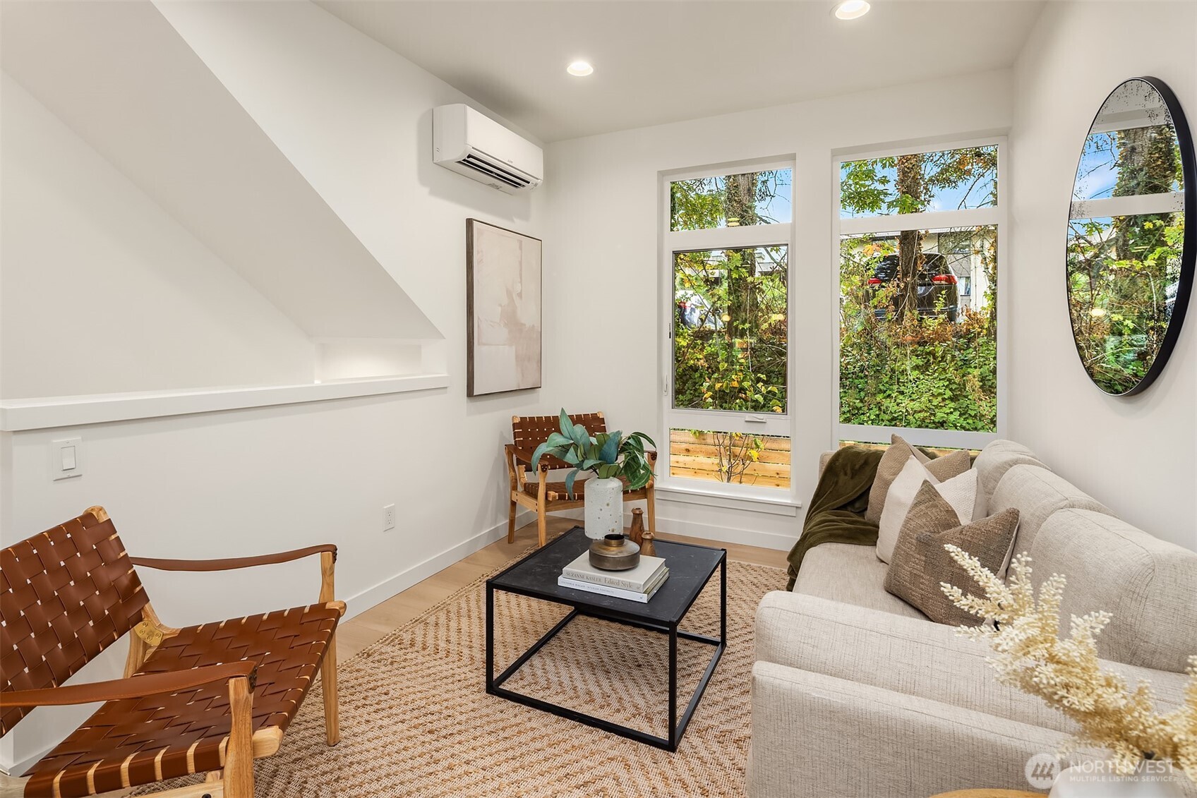 10815 11th Avenue NE