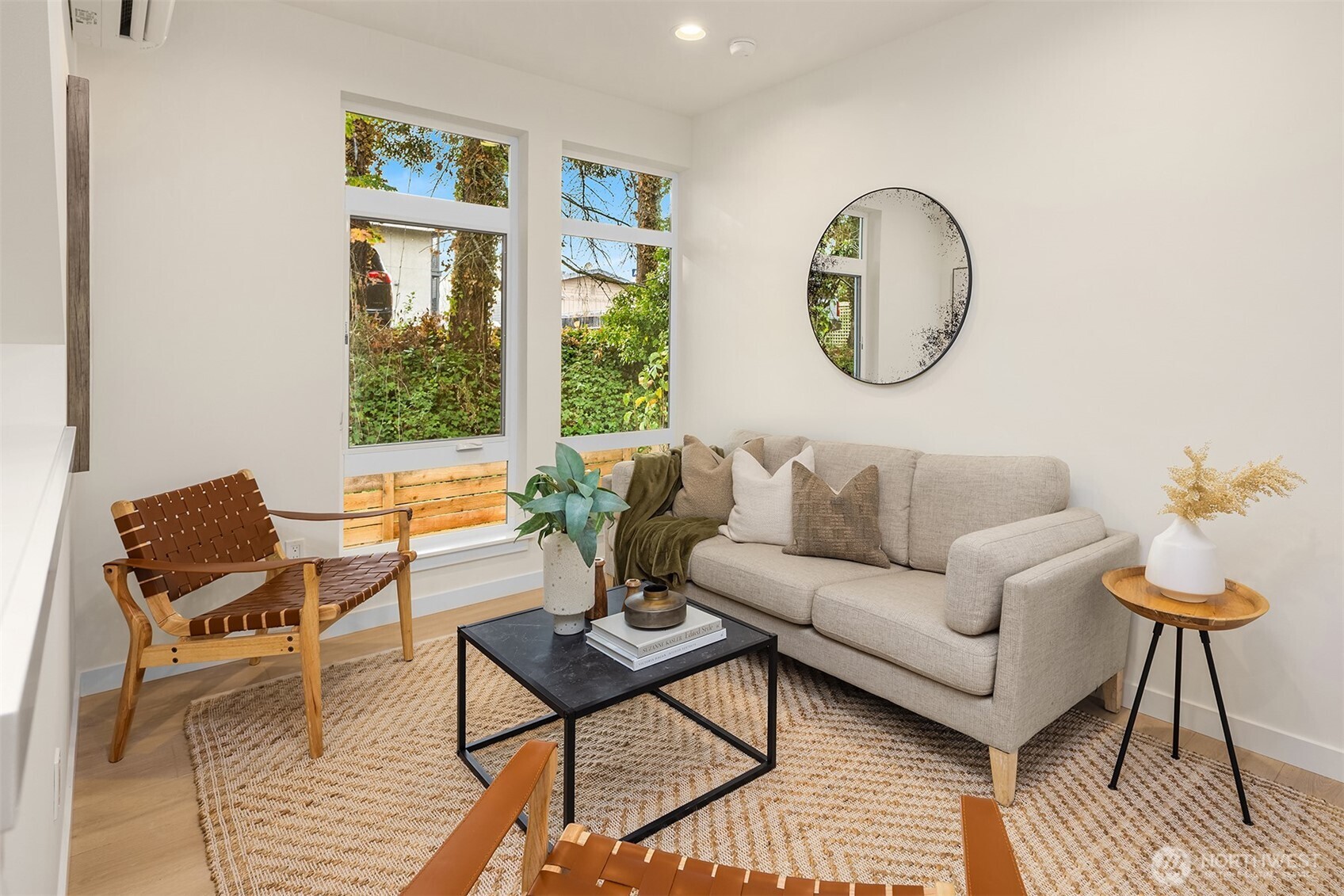 10815 11th Avenue NE