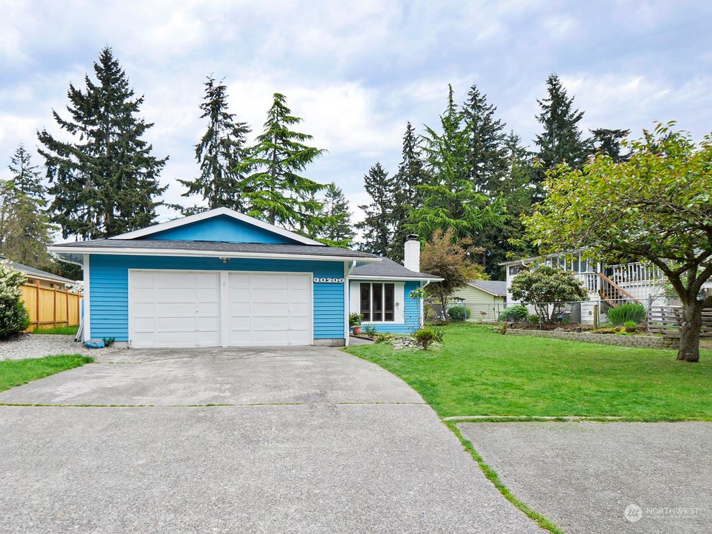 Photo of 30206 21st Avenue S, Federal Way, WA 98003 (MLS # 2068632)