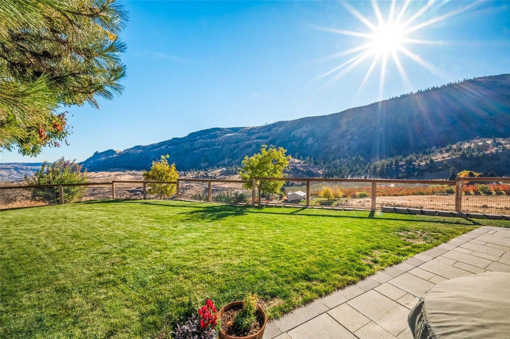 Photo of 4660 Crown Lane, Malaga, WA 98828 (MLS # 2596630)