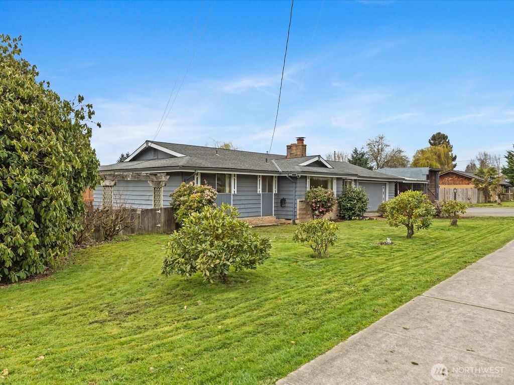 Photo of 15816 179th Avenue SE, Monroe, WA 98272 (MLS # 2346280)