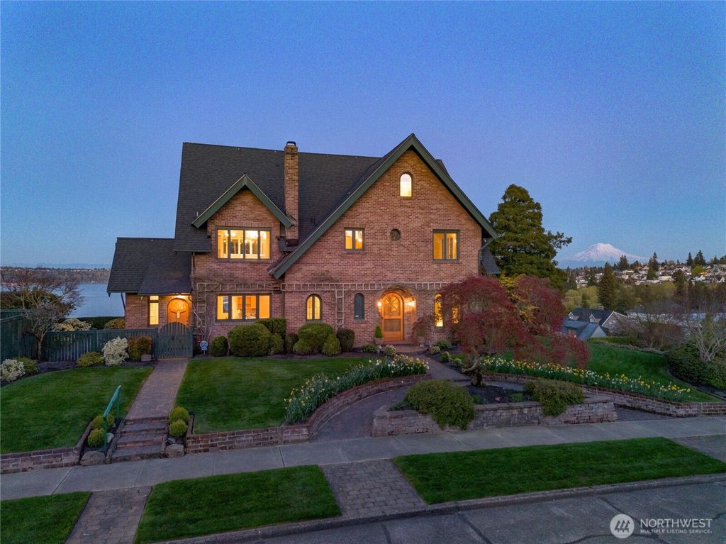 Photo of 3605 N Washington Street, Tacoma, WA 98407 (MLS # 2495369)