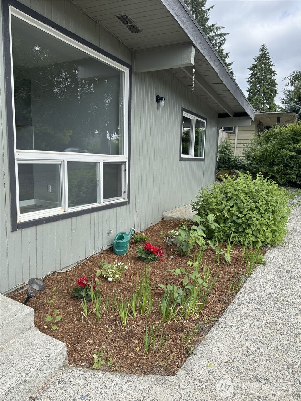 Photo of 16738 2nd Avenue NE, Shoreline, WA 98155 (MLS # 2362744)