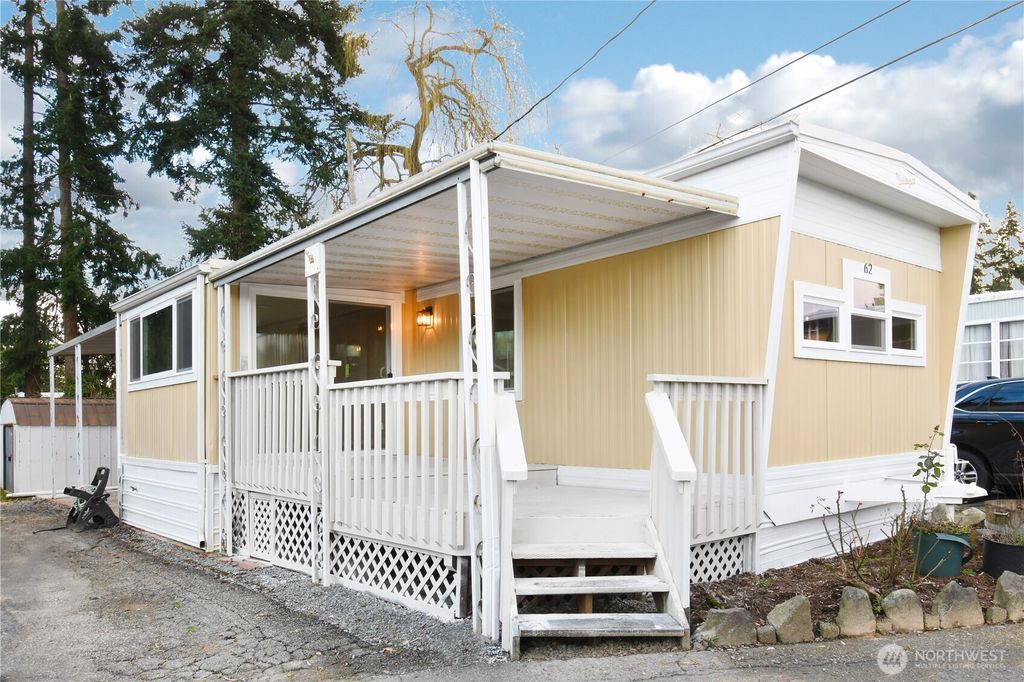 Photo of 18501 52nd Avenue #62, Lynnwood, WA 98037 (MLS # 2486308)