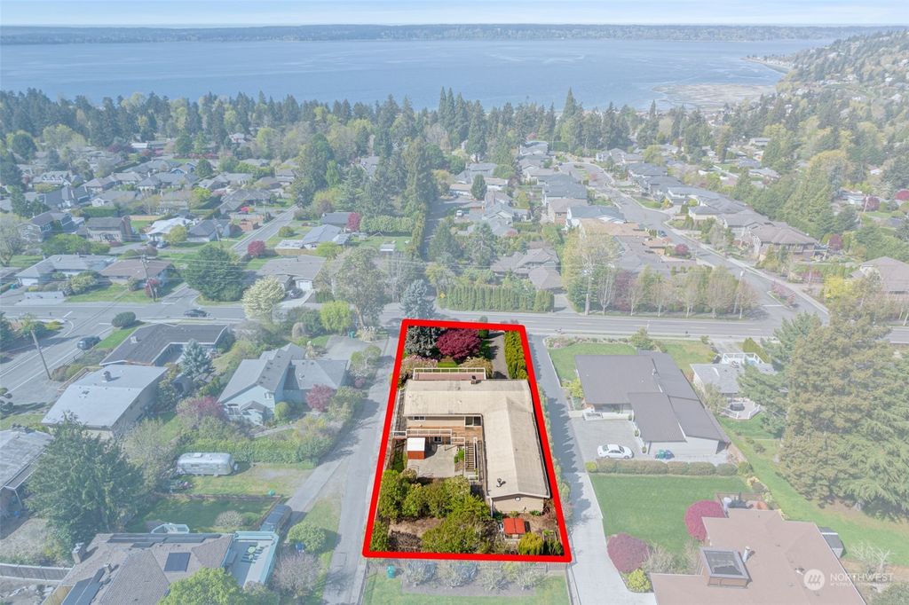 Photo of 18440 4th Avenue SW, Normandy Park, WA 98166 (MLS # 2304670)