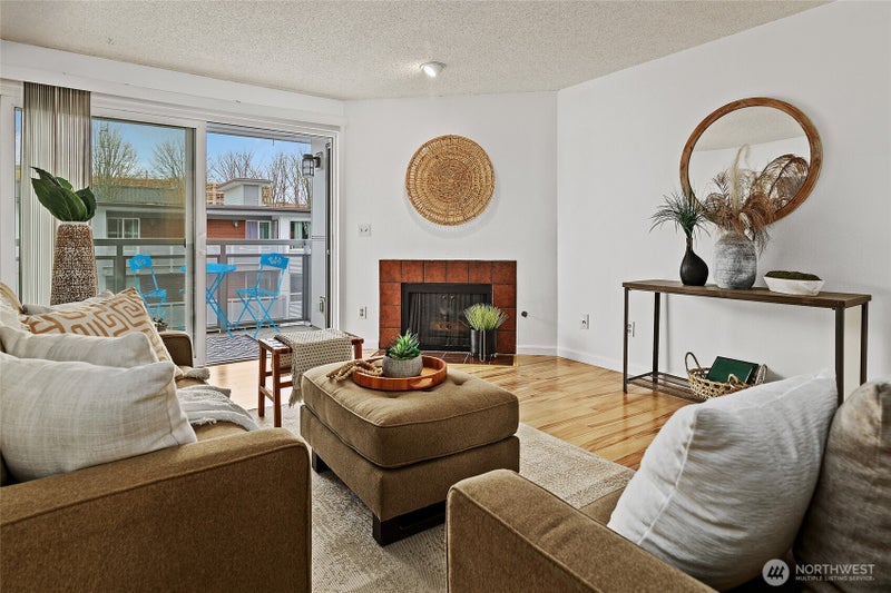 10501 8th Avenue NE 406