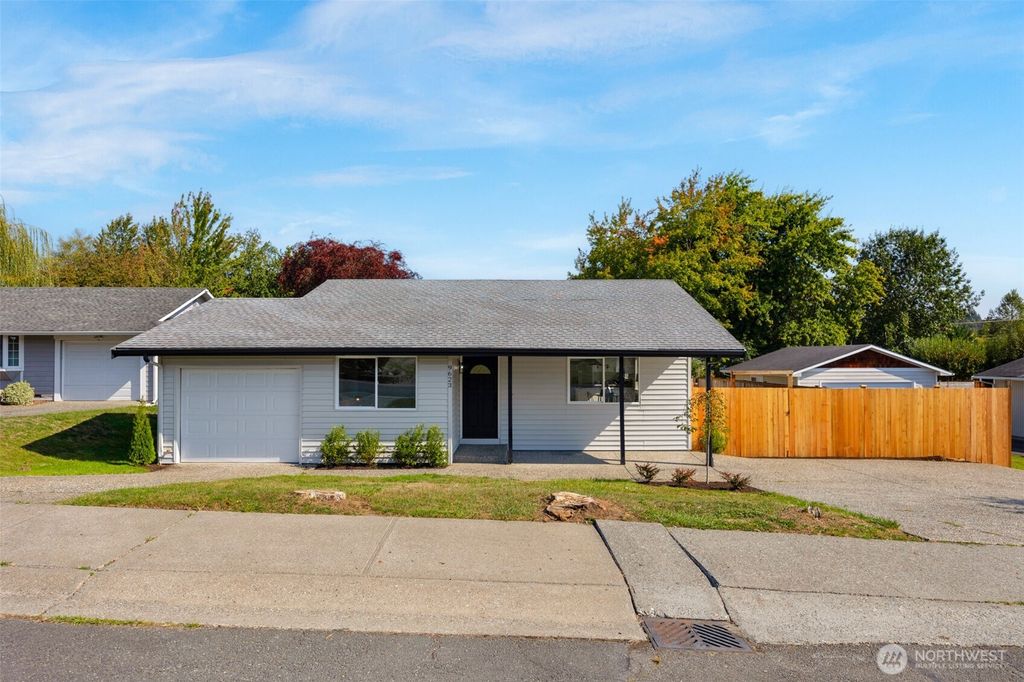 Photo of 9623 65th Drive NE, Marysville, WA 98270 (MLS # 2438040)