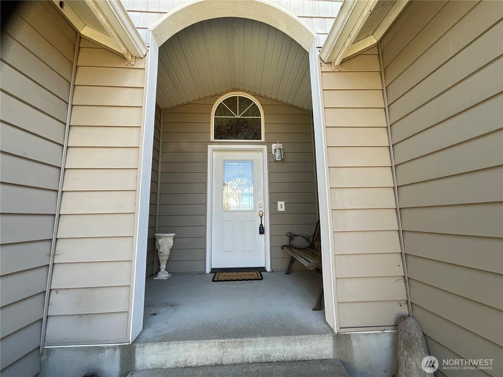Photo of 1382 NW Kathleen Drive, Oak Harbor, WA 98277 (MLS # 2561931)