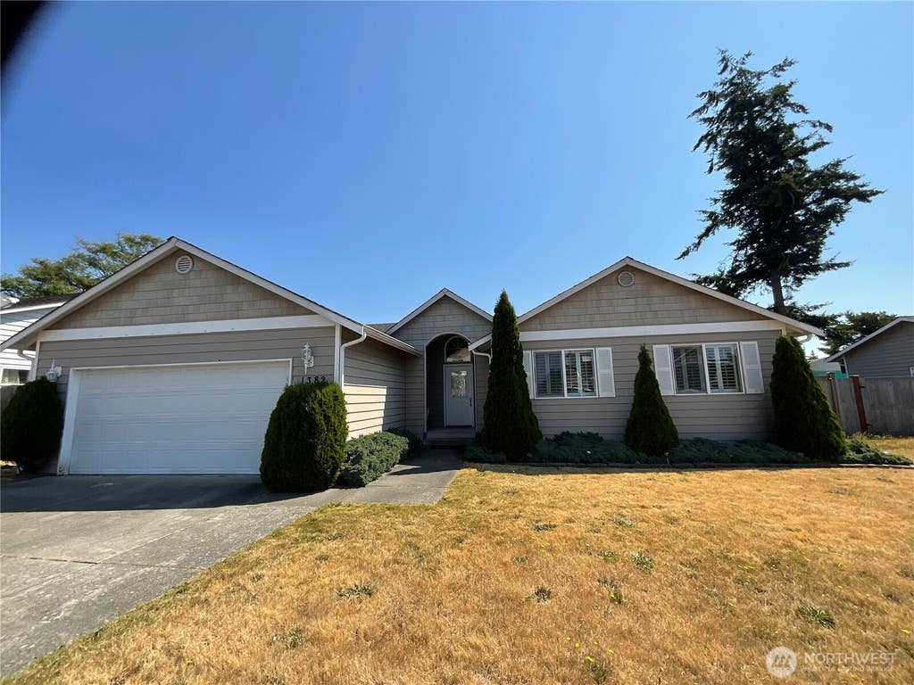 Photo of 1382 NW Kathleen Drive, Oak Harbor, WA 98277 (MLS # 2561931)