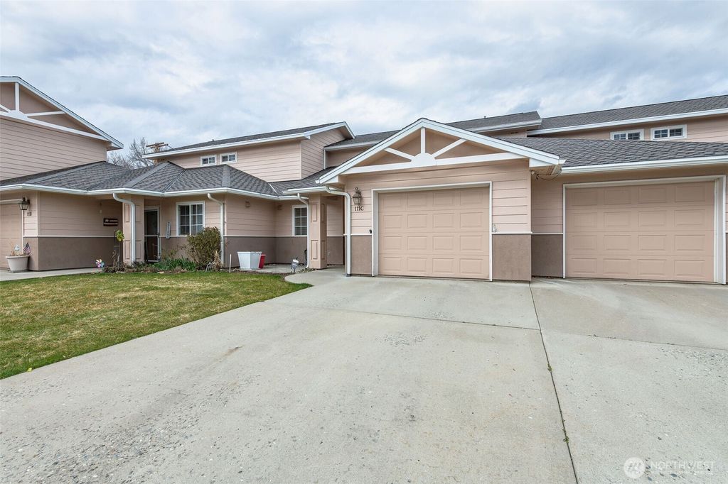 Photo of 111 Whitebirch Place #C, Cashmere, WA 98815 (MLS # 2495069)