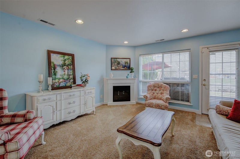 111 Whitebirch Place C