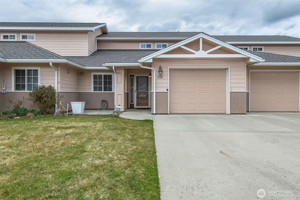 Photo of 111 Whitebirch Place #C, Cashmere, WA 98815 (MLS # 2495069)