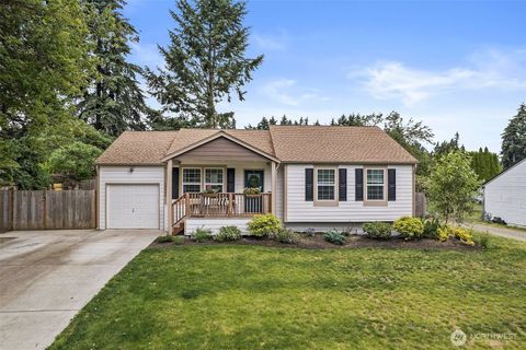 Photo of 15902 95th Avenue Ct E, Puyallup, WA 98375 (MLS # 2524340)