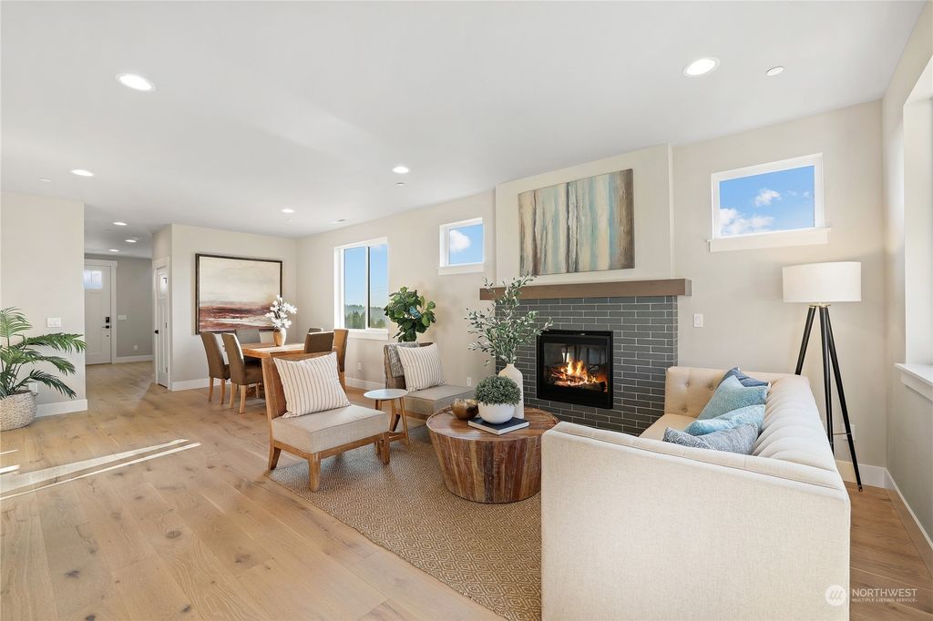 Photo of 2526 121st Place SE #EE 08, Everett, WA 98208 (MLS # 2195972)