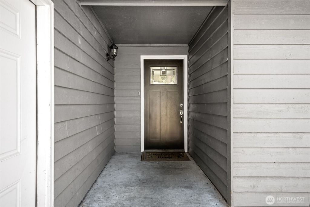 Photo of 2607 S 379th Place, Federal Way, WA 98003 (MLS # 2384585)