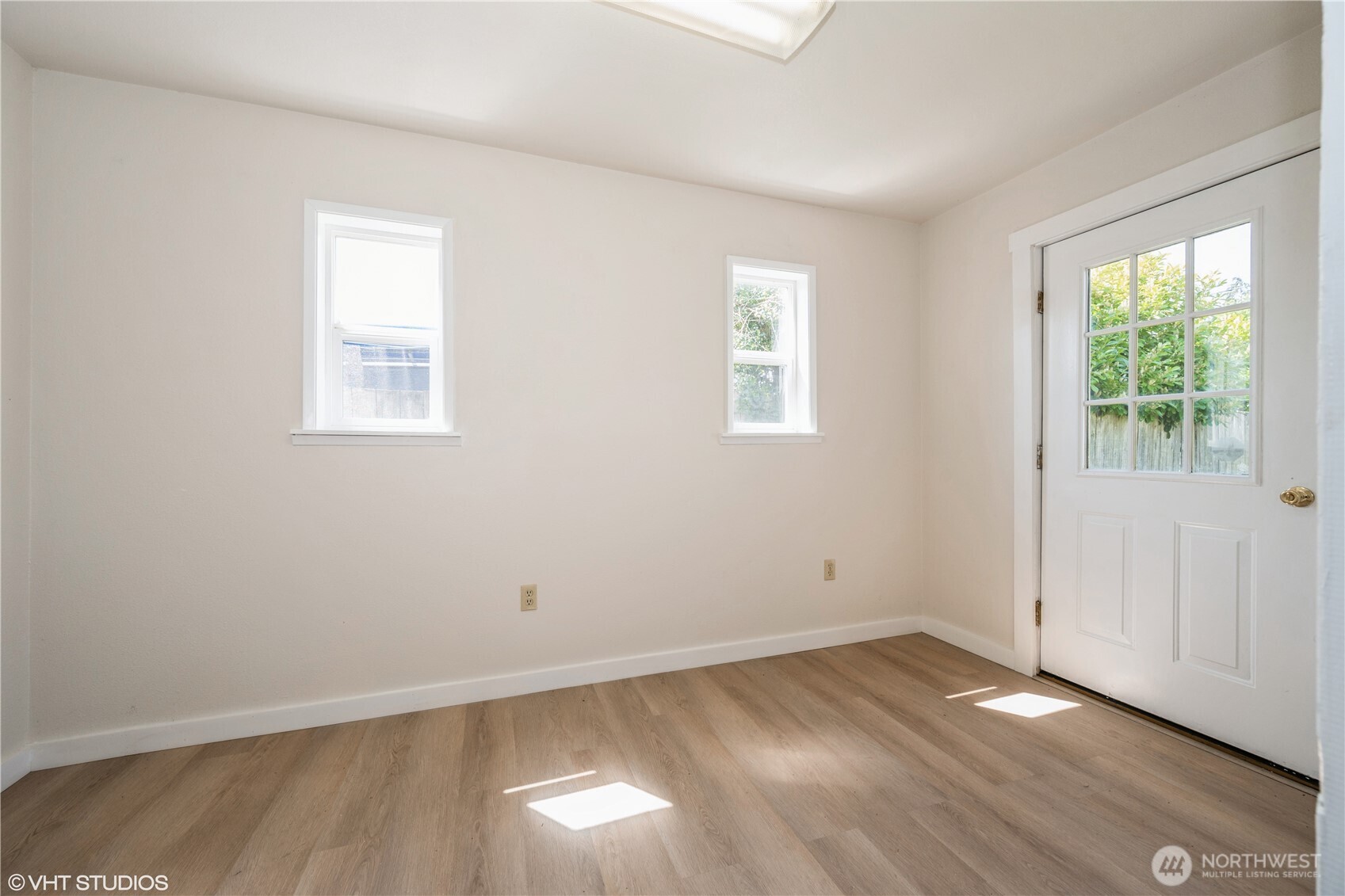 Centralia, Washington 98531, United States, 2 Bedrooms Bedrooms, ,1 BathroomBathrooms,Residential,Active,123814