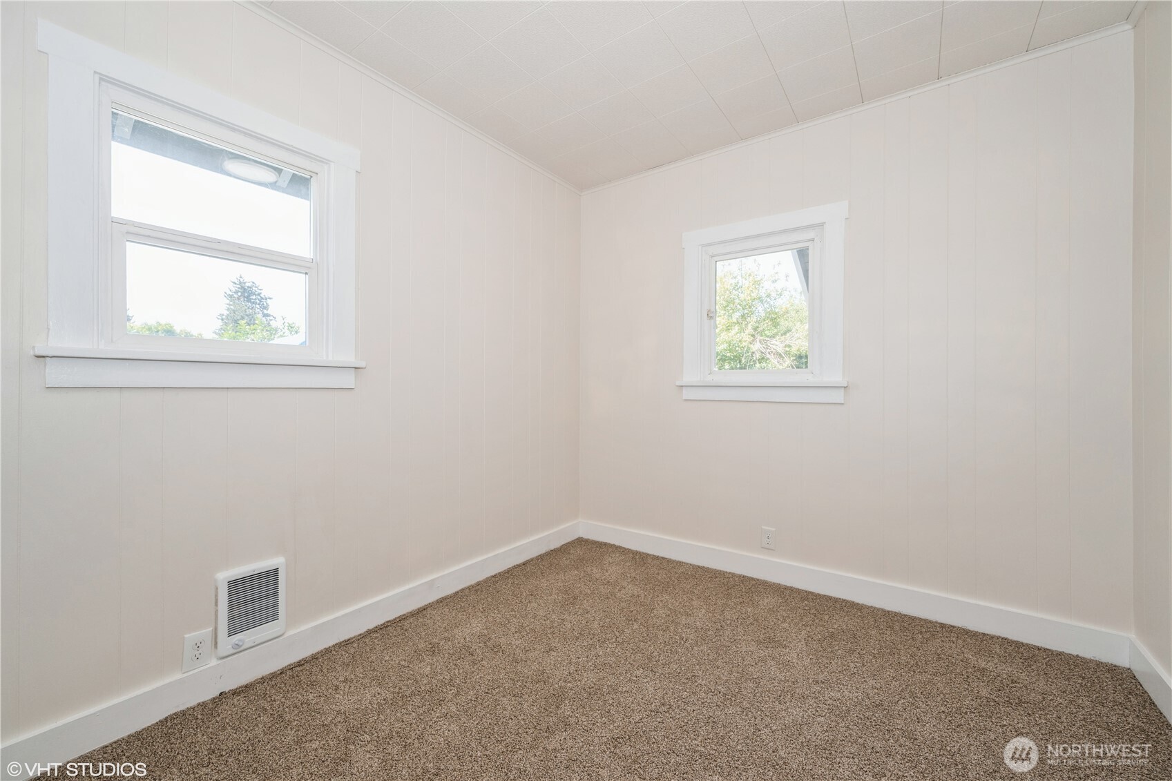 Centralia, Washington 98531, United States, 2 Bedrooms Bedrooms, ,1 BathroomBathrooms,Residential,Active,123814