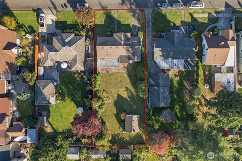 Photo of 324 18th Street NW, Puyallup, WA 98371 (MLS # 2593290)