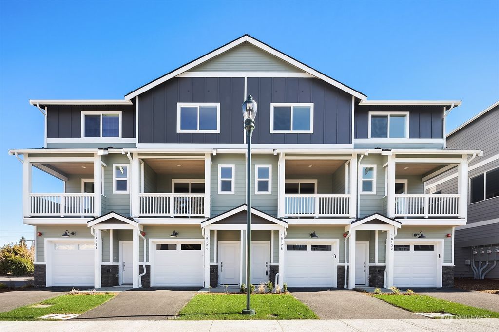 Photo of 18124 1st Place SW #(A2), Normandy Park, WA 98166 (MLS # 2041034)